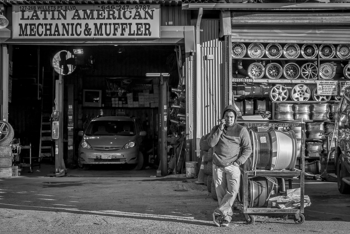 Although the entire stretch is owned by three major groups - Hispanic, Arabs and Jews - Spanish is the dominant language and Latino shops are most visibly seen. Workers come from Mexico, Puerto Rico, El Salvador and the Dominican Republic.