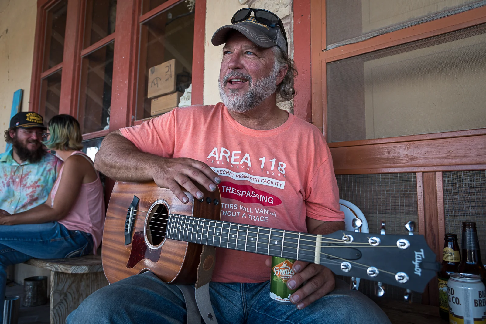 © Ayash Basu. Music and beers start flowing freely at the porch late in the afternoon.