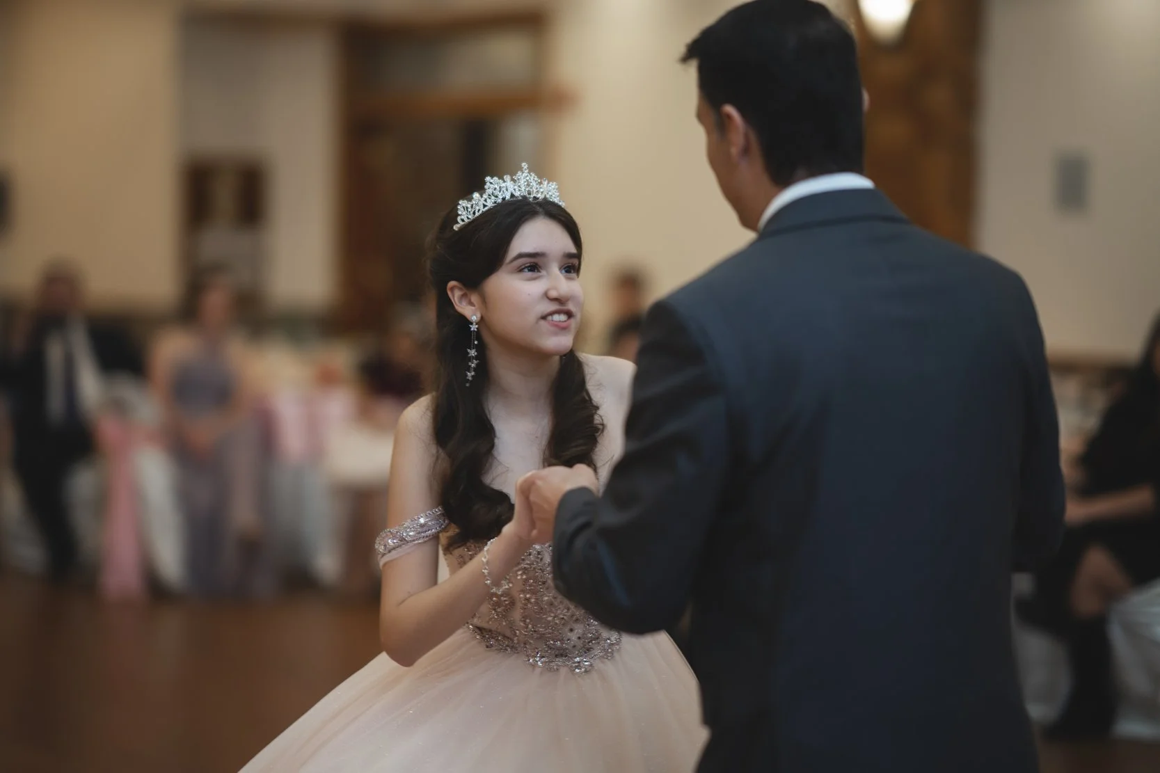 7R406440-Edit-2.jpg