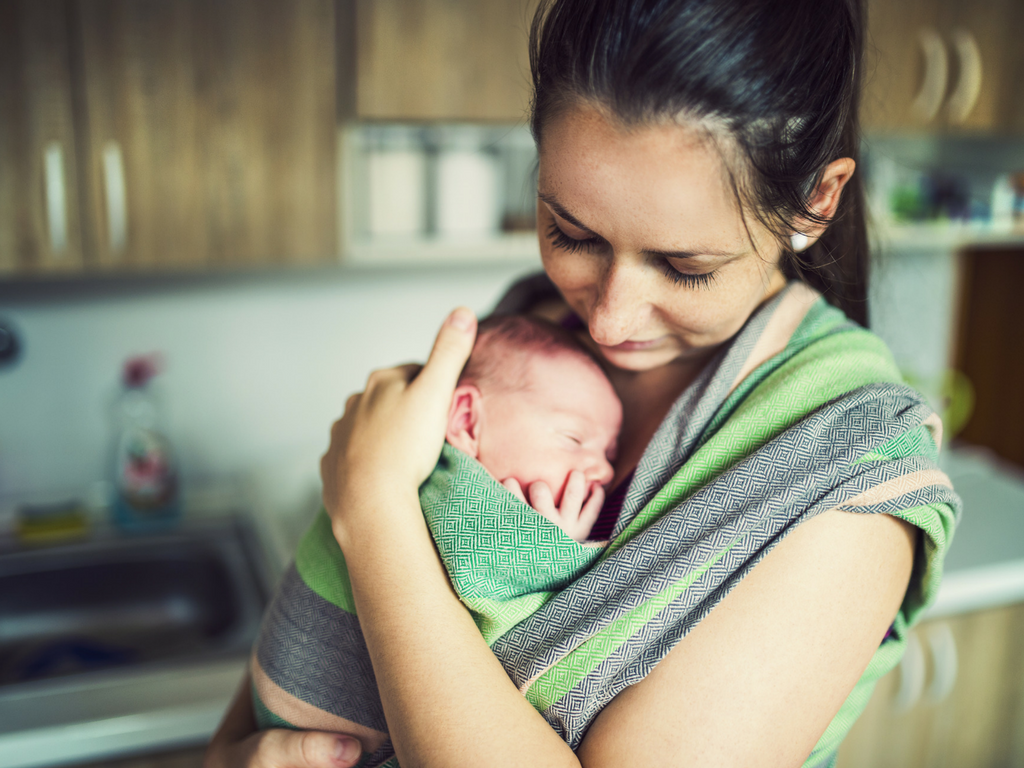 babywearing_postpartum.png