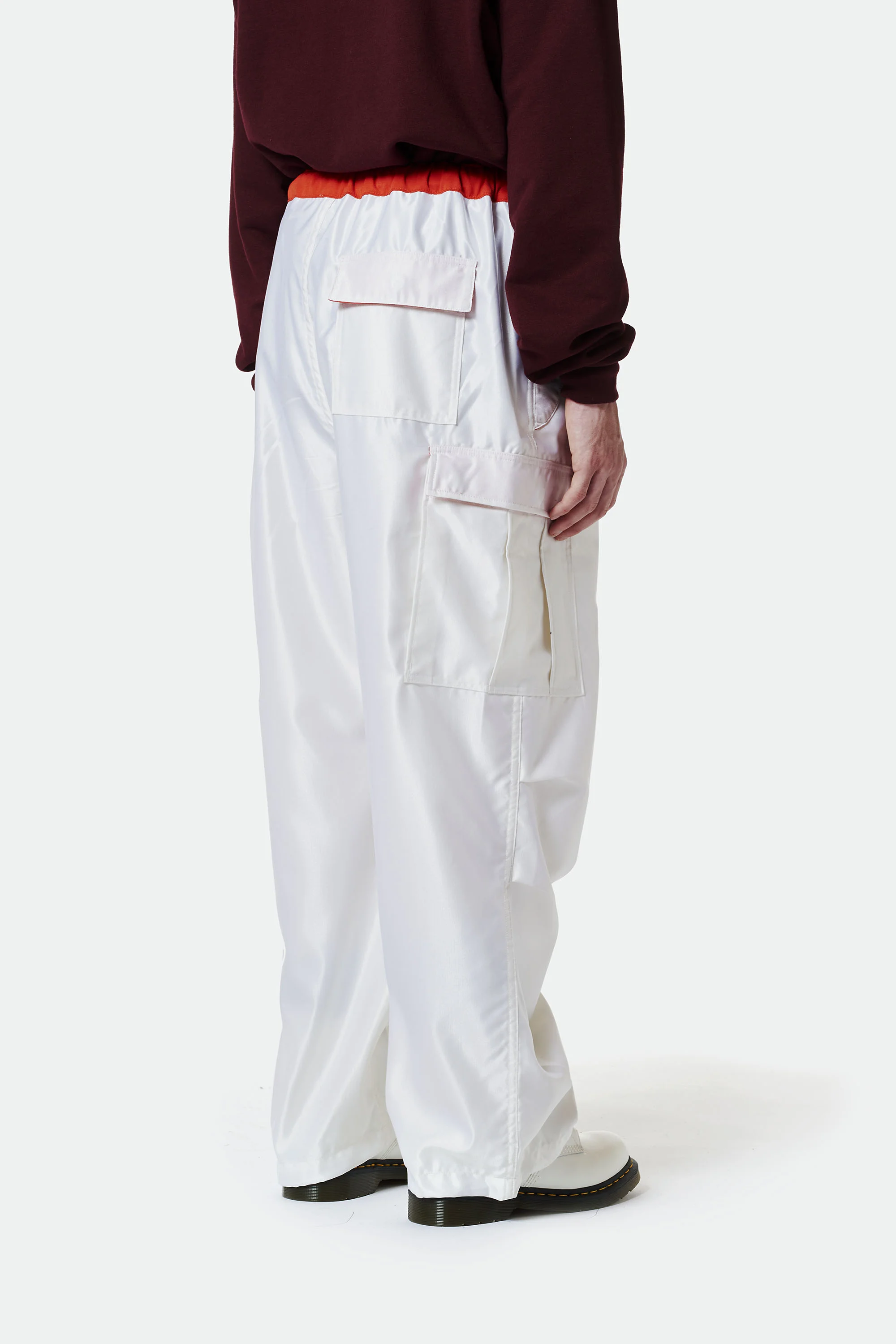 19AW_LANDLORD_MODEL096.jpg