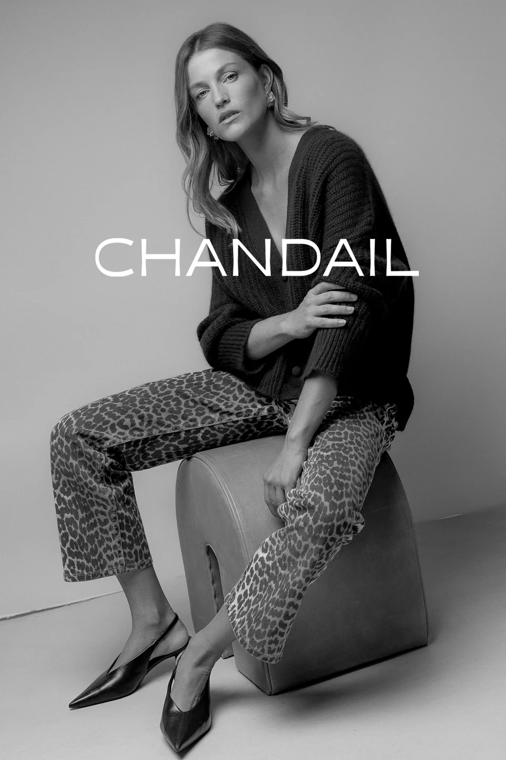 Lookbook-Chandail-cachemire-Karine-Kong-All-Rights-Reserved.webp