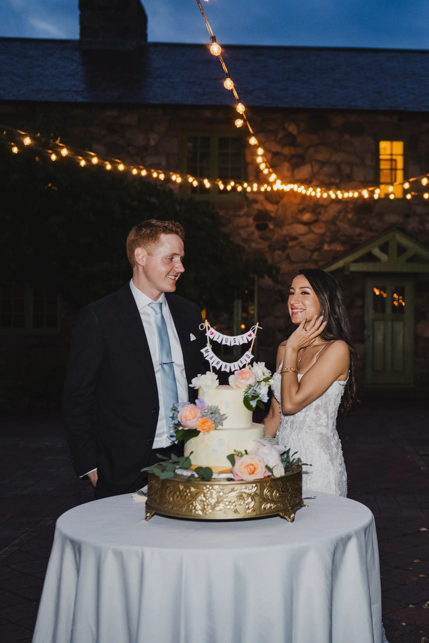 A Dreamy Wedding at Willowdale Estate for LMP