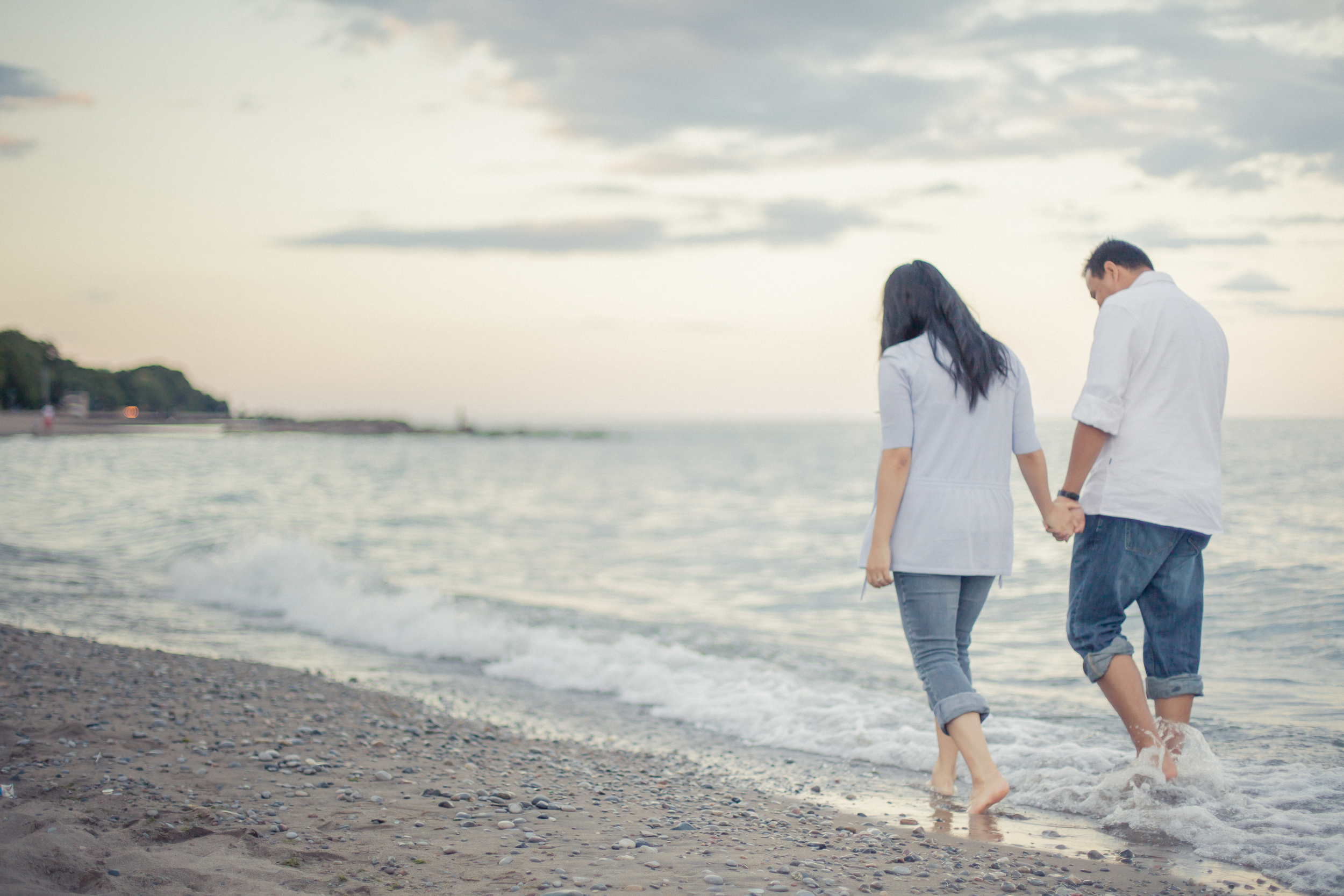 Kew beach engagement photography