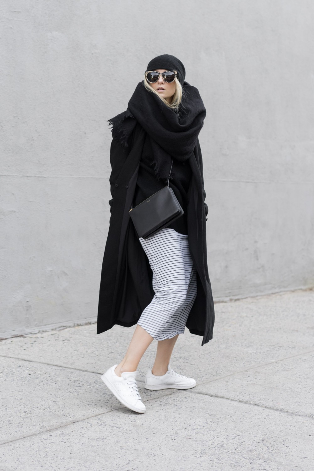 minimalism fashion blogger