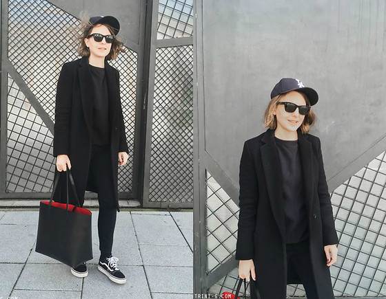 trini g top minimal fashion blogger