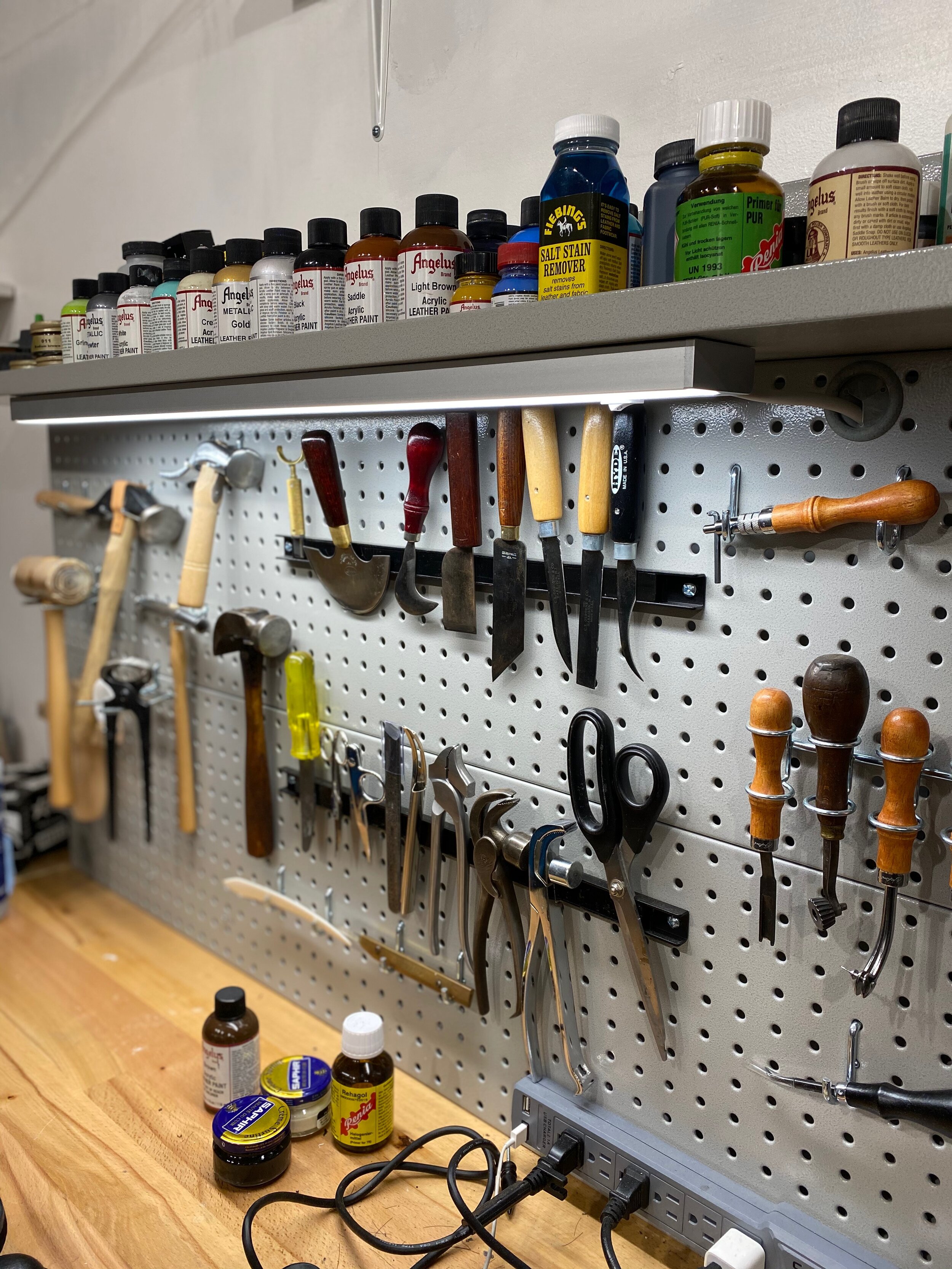 GOODS &amp; SERVICES LOCATED IN DOWNTOWN LOS ANGELES