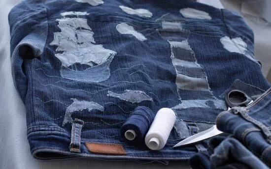 Gen Z’s Used Clothing Hacks Won’t Save the Earth