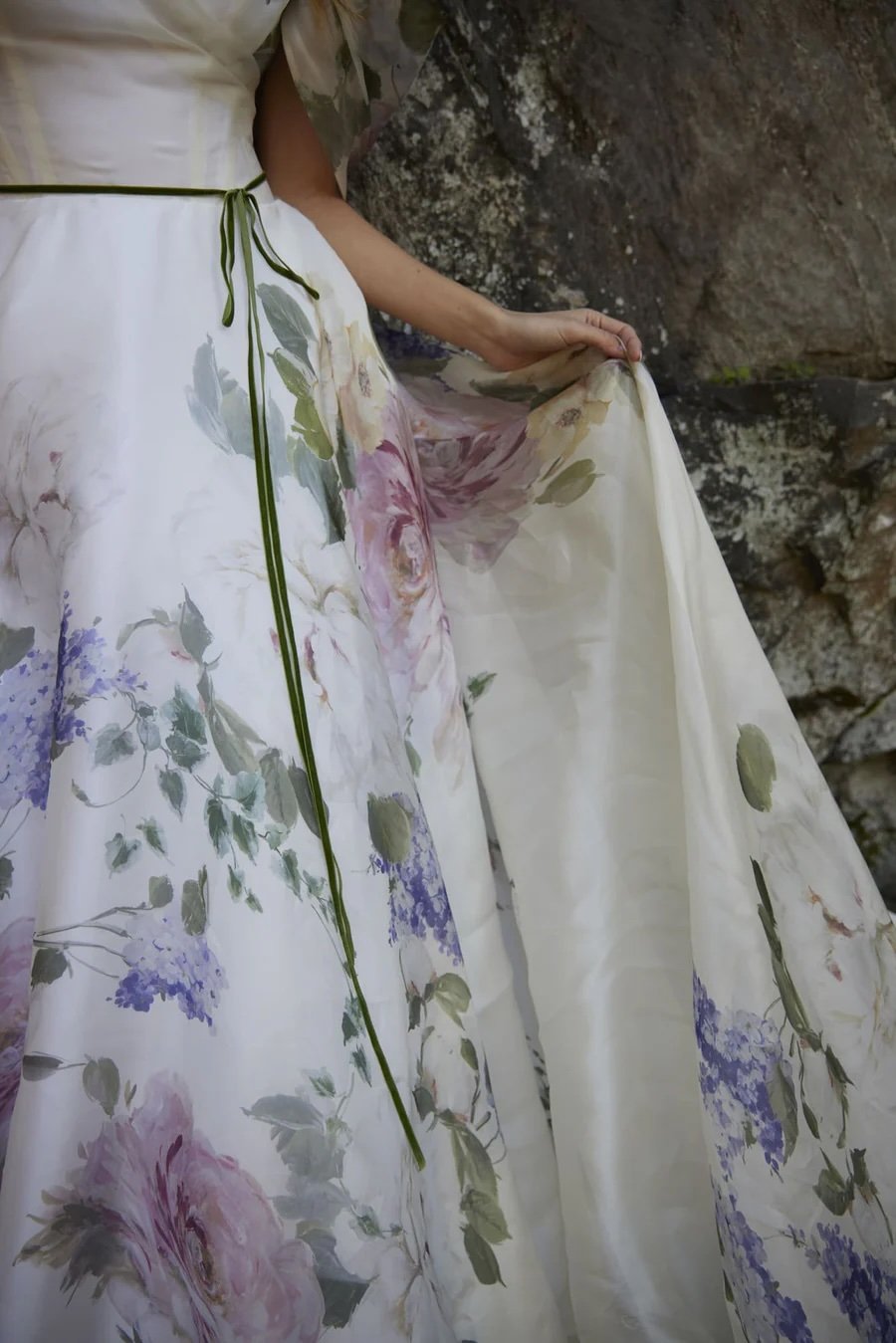 Ophelia_RebeccaSchoneveld-Custom_6_900x.jpg
