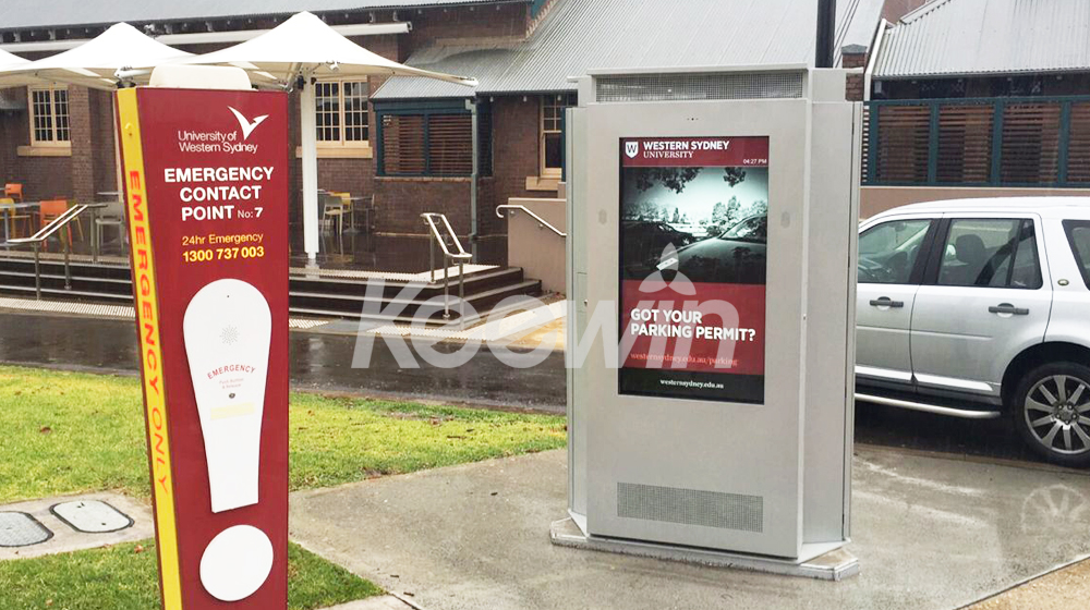 65 inch 3-sided Outdoor LCD Display-10 Points Touch Western Sydney University