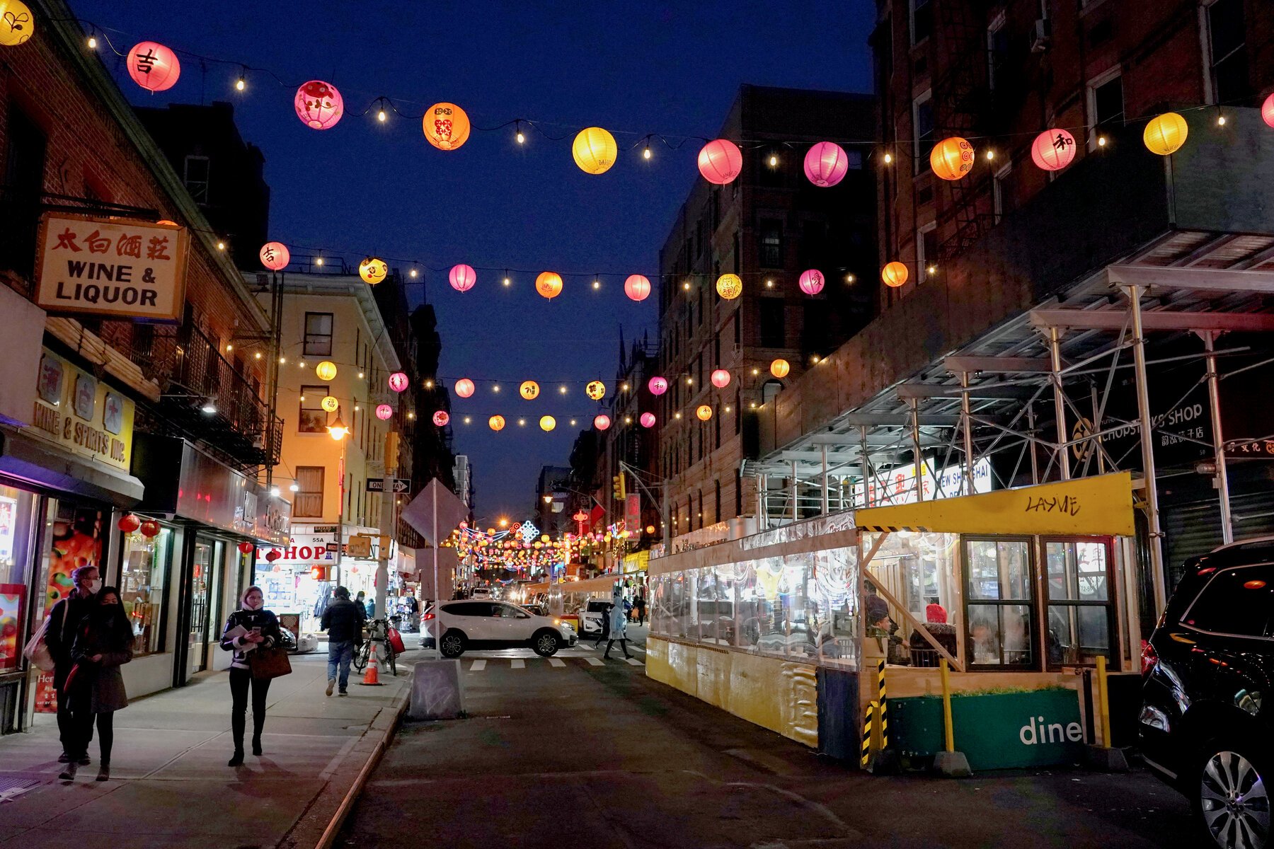 03chinatown-lanterns1-mobileMasterAt3x-v2.jpeg