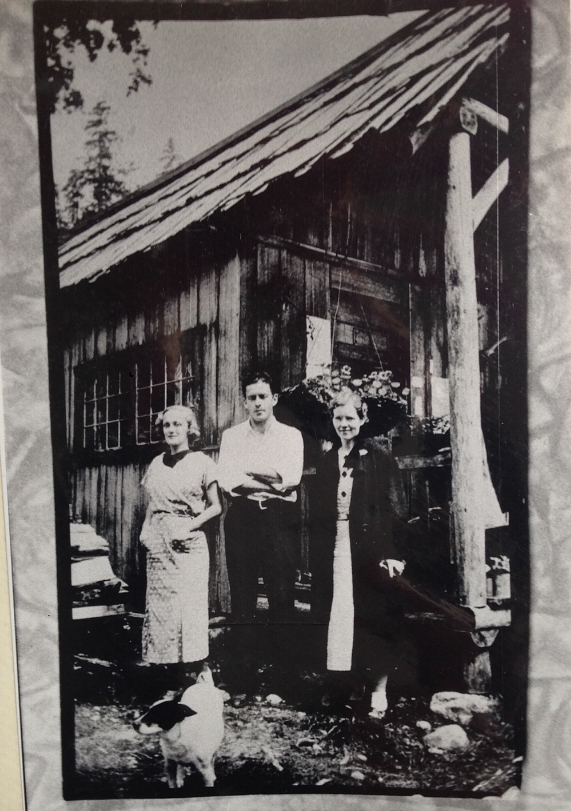 Eleanor and her husband Dick outside the Staircase Store.