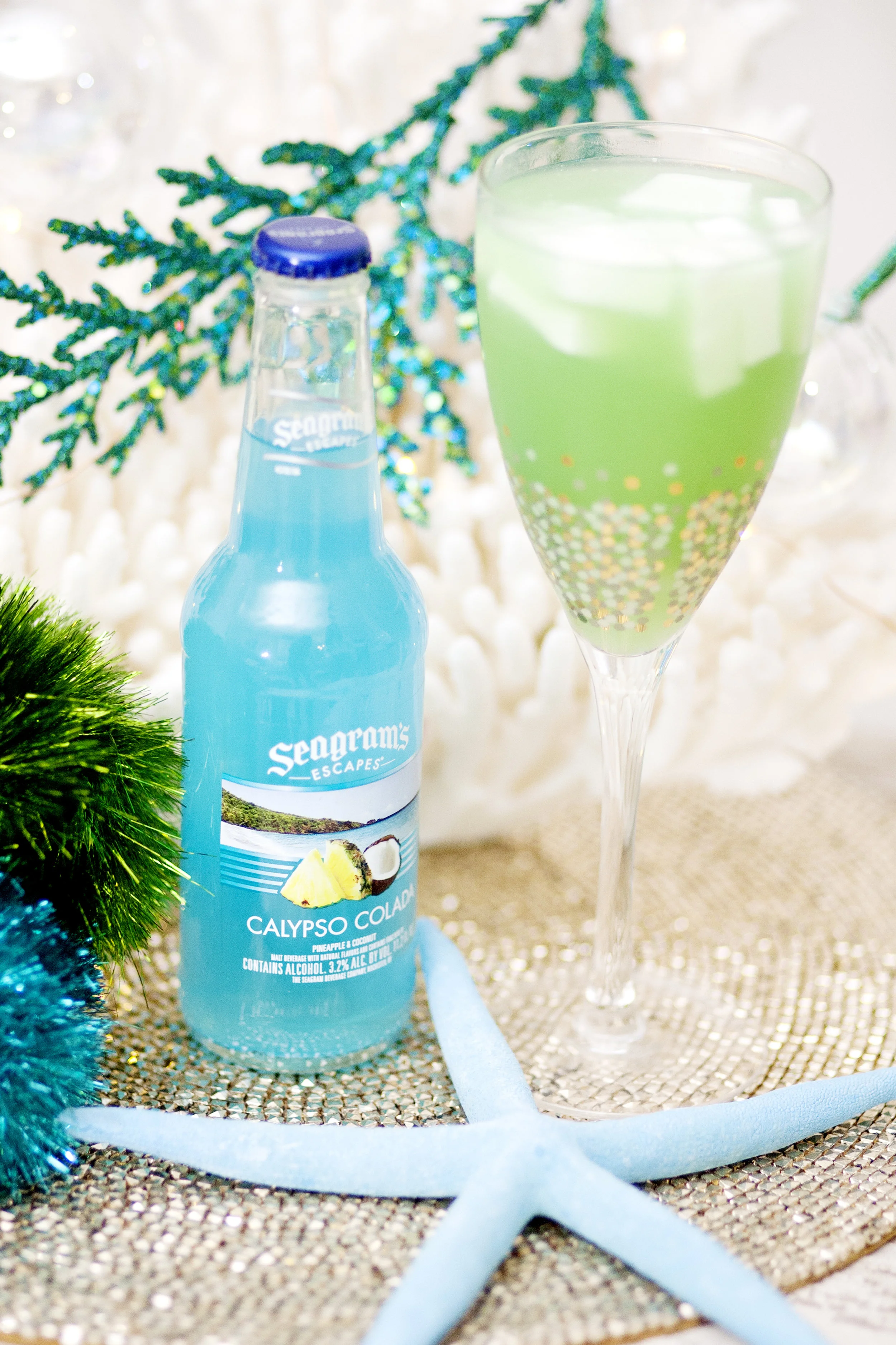 A Beachy Christmas with Seagram's Escapes Holiday Cocktail Recipes