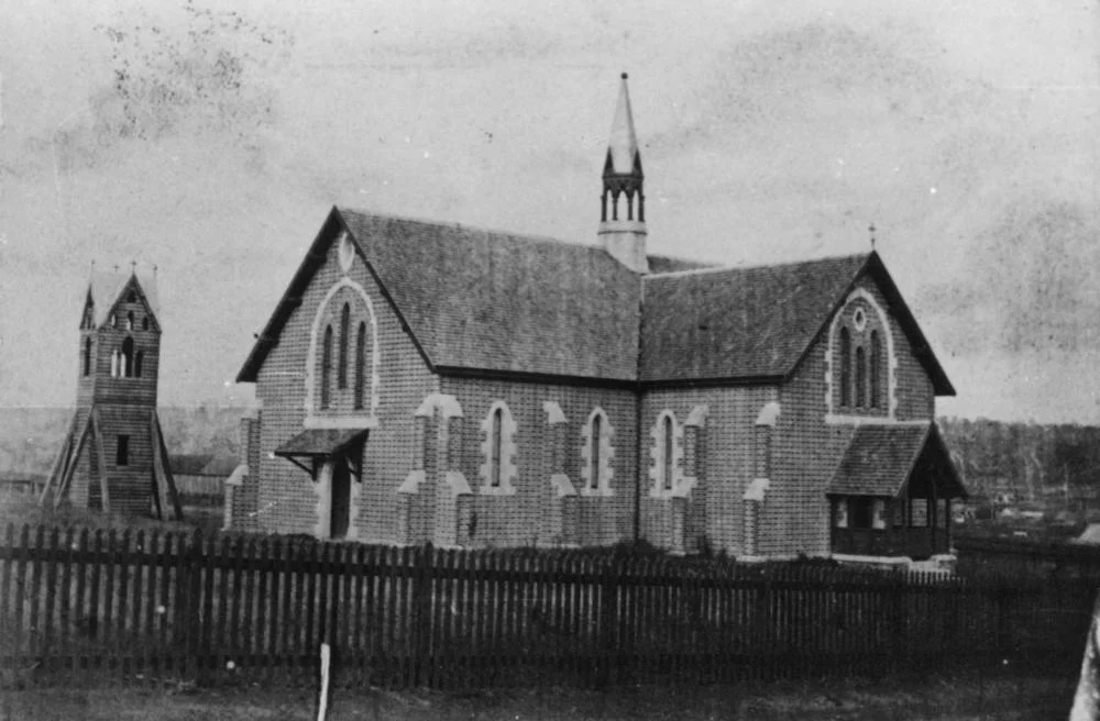 View of original church from Russell St. Circa 1869 (src: Qld State Library)