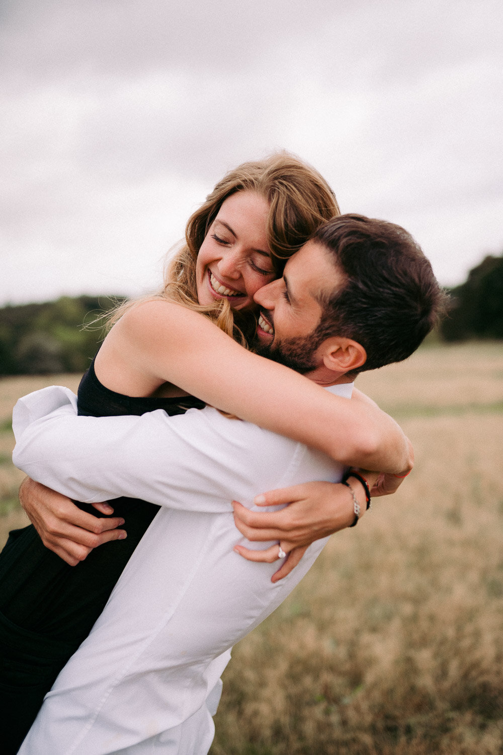Relaxed, casual and fun couples photoshoot in London