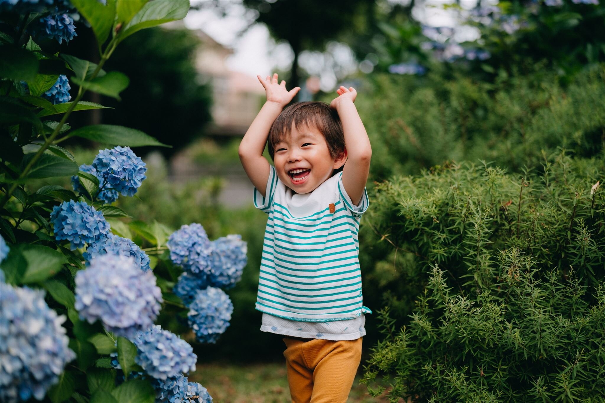 Natural Family Portrait Photographer in Tokyo