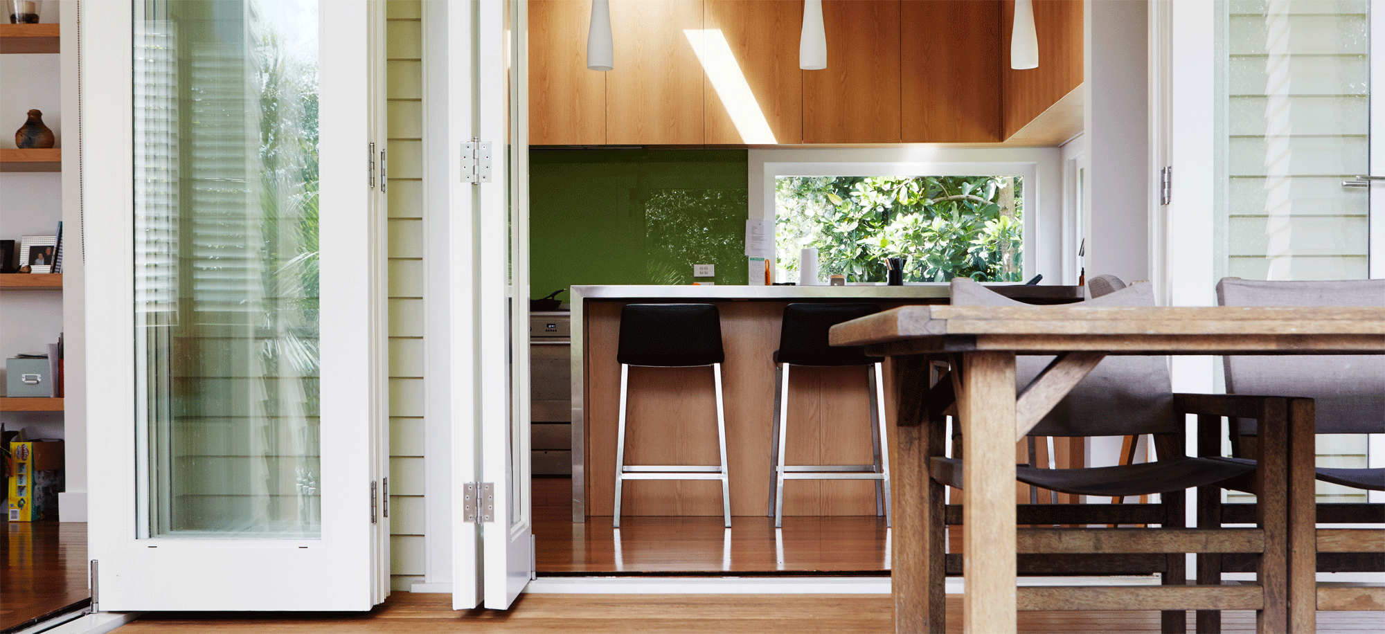 Lone-Kauri-Construction-Ltd-Testimonial-Robyn-and-Neil.gif