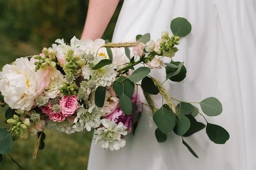 Brudbuketter från årets bröllopsberättelser