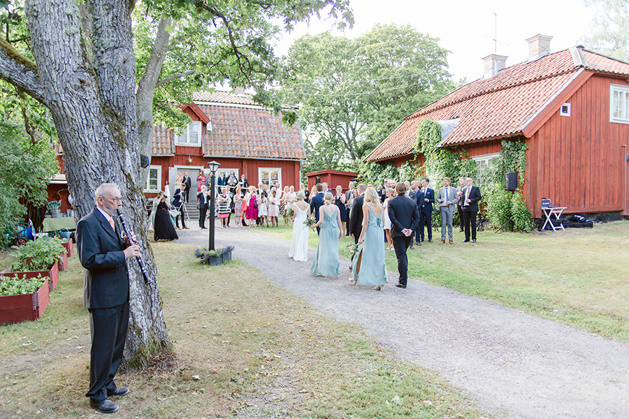 rebeccahansson.com-wedding-Elin-and-Peder-august-13th-2016-(336).jpg