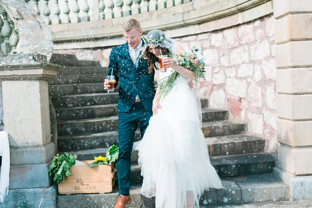 094-sweden-mälsåker-mariefred-wedding-photographer-videographer.jpg
