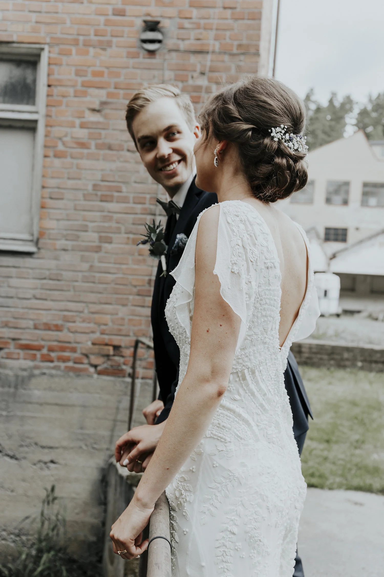 Lantligt Brollop Med Fest I Loge Emelie Anton