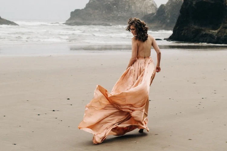 Inspirationsfotografering med klänning från Emily Riggs