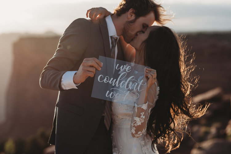 Elopement i bergen med en spännande twist