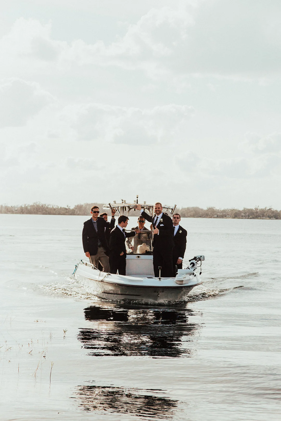 bröllop+båt+brudgum