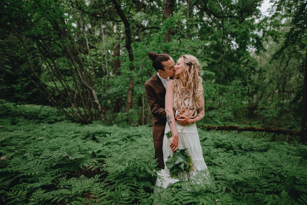 Bohemiskt och Hållbart Junibröllop: Celia + Oskar