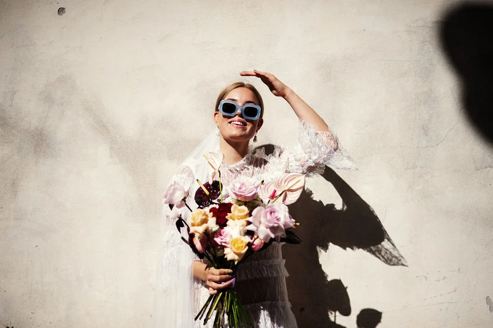 Solglasögon som Accessoar på Bröllop