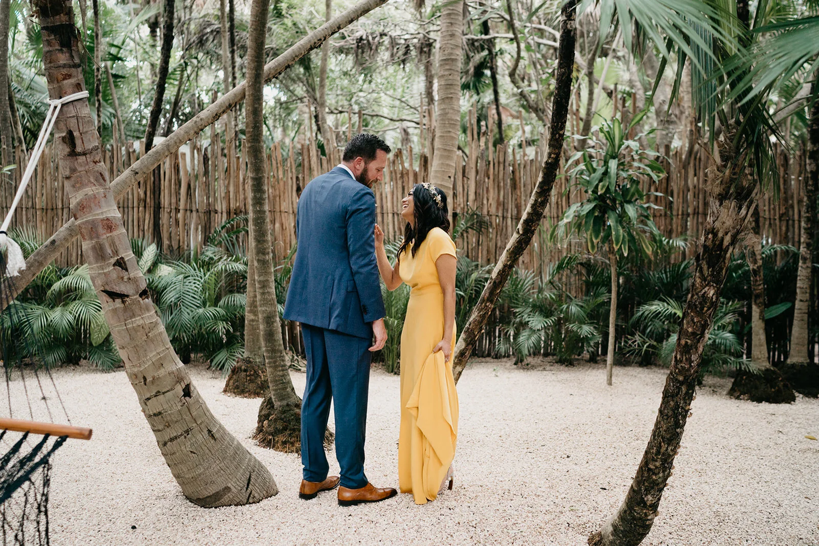 bröllop gul klänning