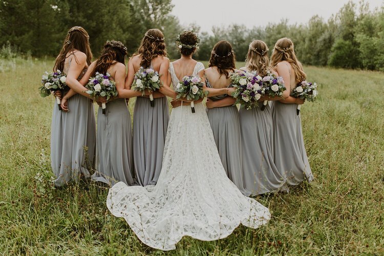 Brudtärneklänningar Och Brudnäbbsklänningar Att Inspireras Av Från 2021