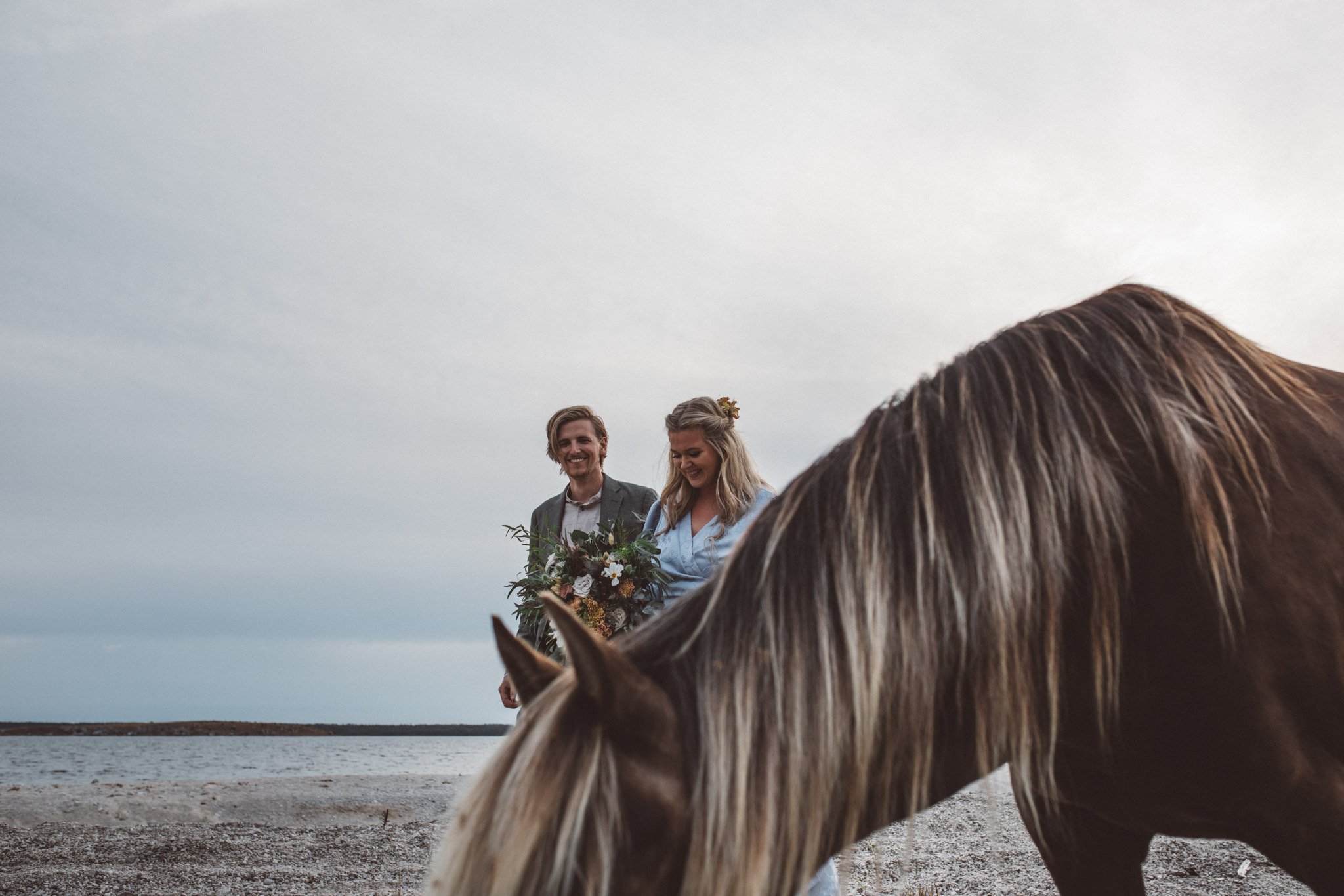 Gotland-elopement-brollop-sistersinlaw_0202.jpg