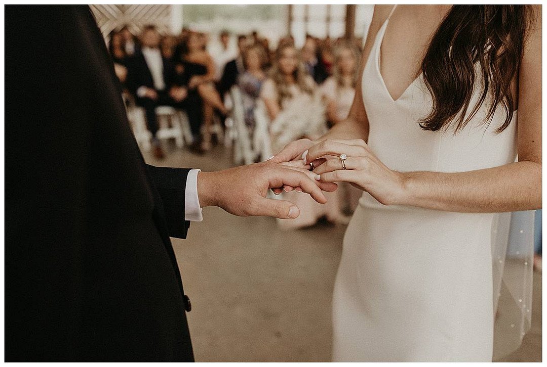 A_Nikk Nguyen Photo_Elegant Wedding at Barr Mansion, Austin, Texas  Nina + Connor_0031_low.jpg