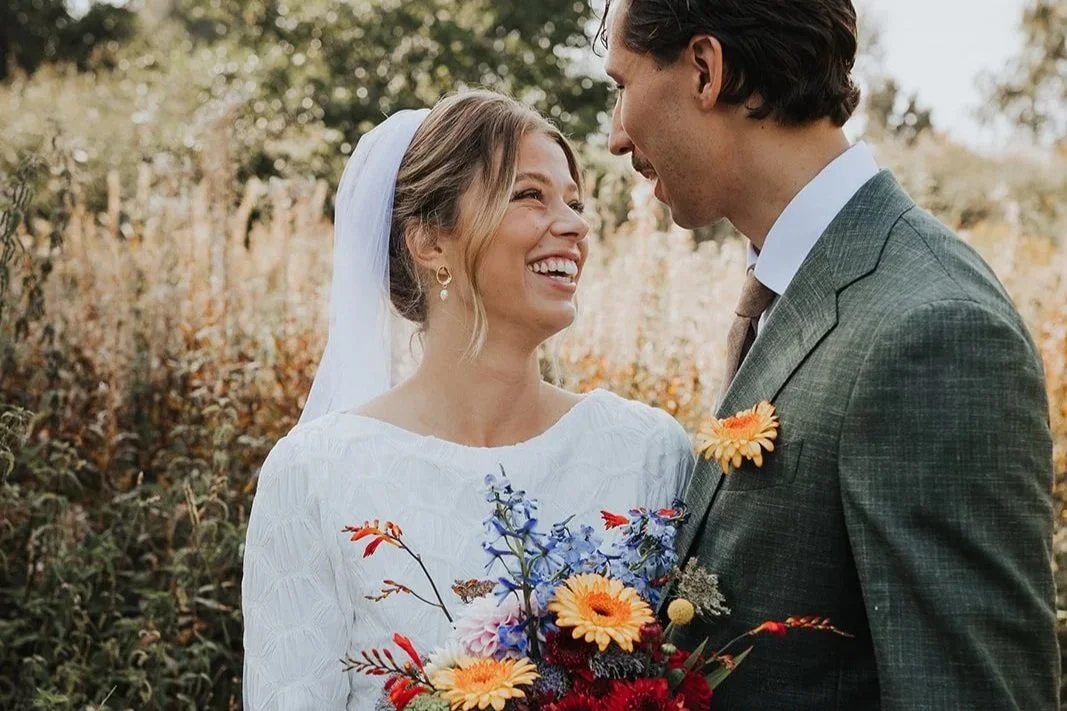 Romantiskt Sensommarbröllop I Småland : Louise + Erik