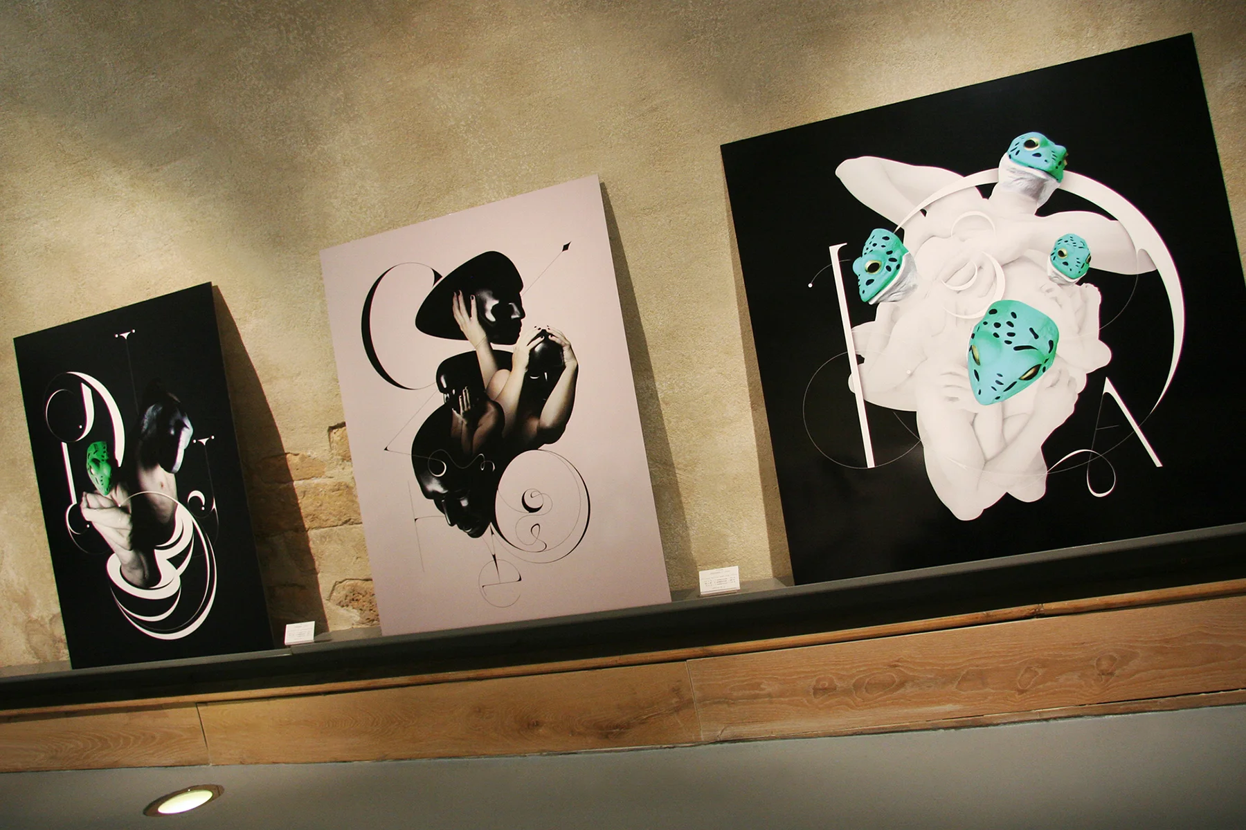 <font color="white"><b>NEOPORTRAIT</b><br>•<br>COLLECTIVE EXHIBITION<br>•<br>GABRIEL & GABRIEL GALLERY<br>PARIS<br>2011 - 2012</font>