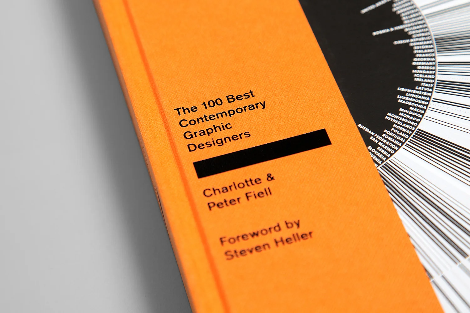 <font color="white"><b>NEW GRAPHIC DESIGN : THE 100 BEST CONTEMPORARY GRAPHIC DESIGNERS</b><br>•<br>BOOK - UK</font>