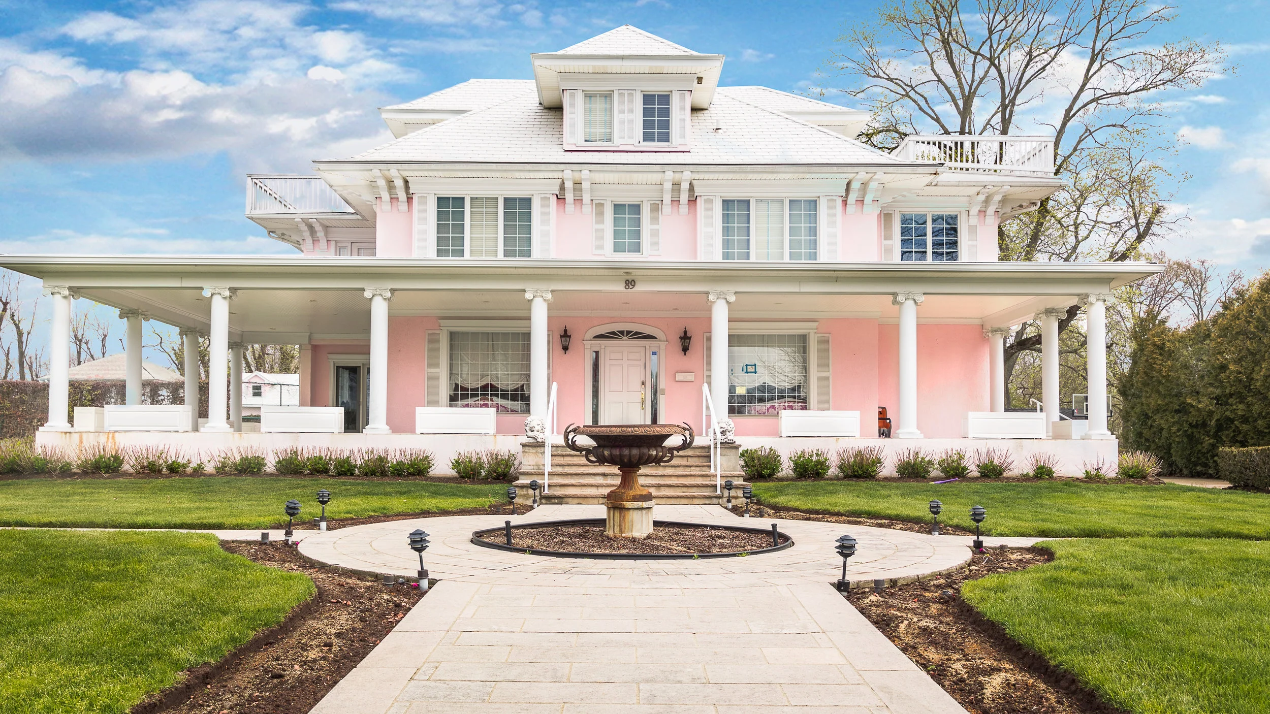 Pastel color New Jersey mansion