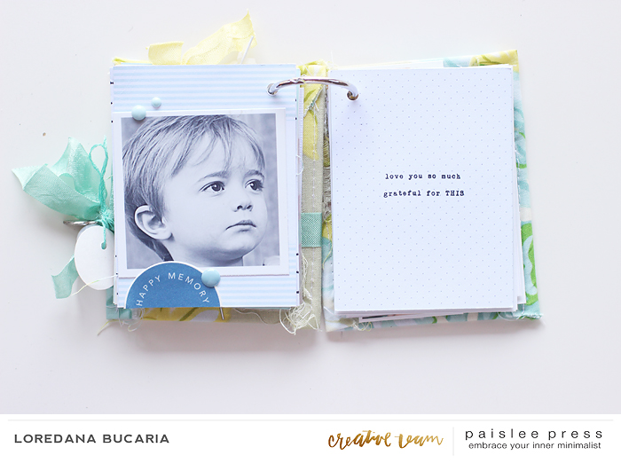 Anche qui semplicità, solo qualche timbrata, piccoli abbellimenti ed il file digitale "Happy Memory" Non si direbbe e non lo credevo neanche anche io un tempo, ma gli elementi digitali da tagliare, modificare e mischiare con lo scrapbooking tradizionale io li adoro!