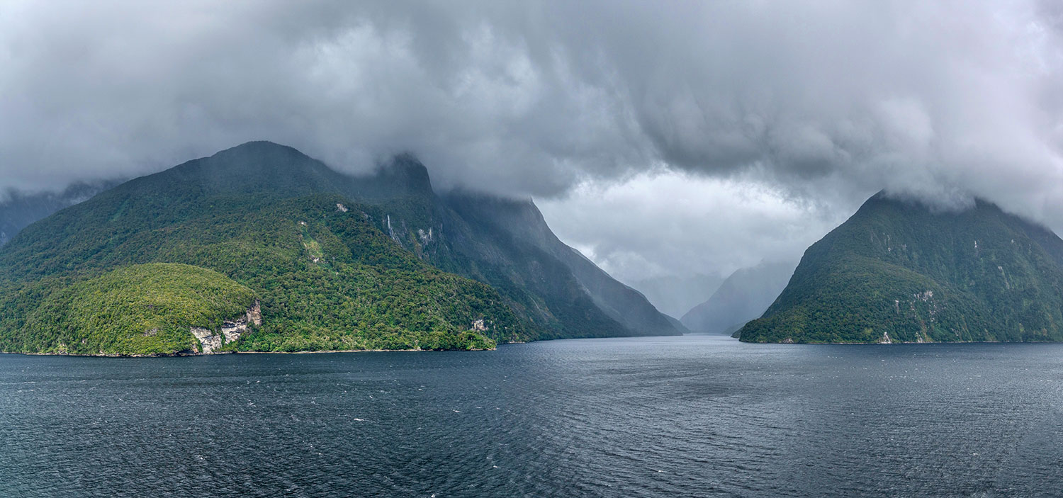 Doubtful Sound, Fiordland National Park in New Zealand