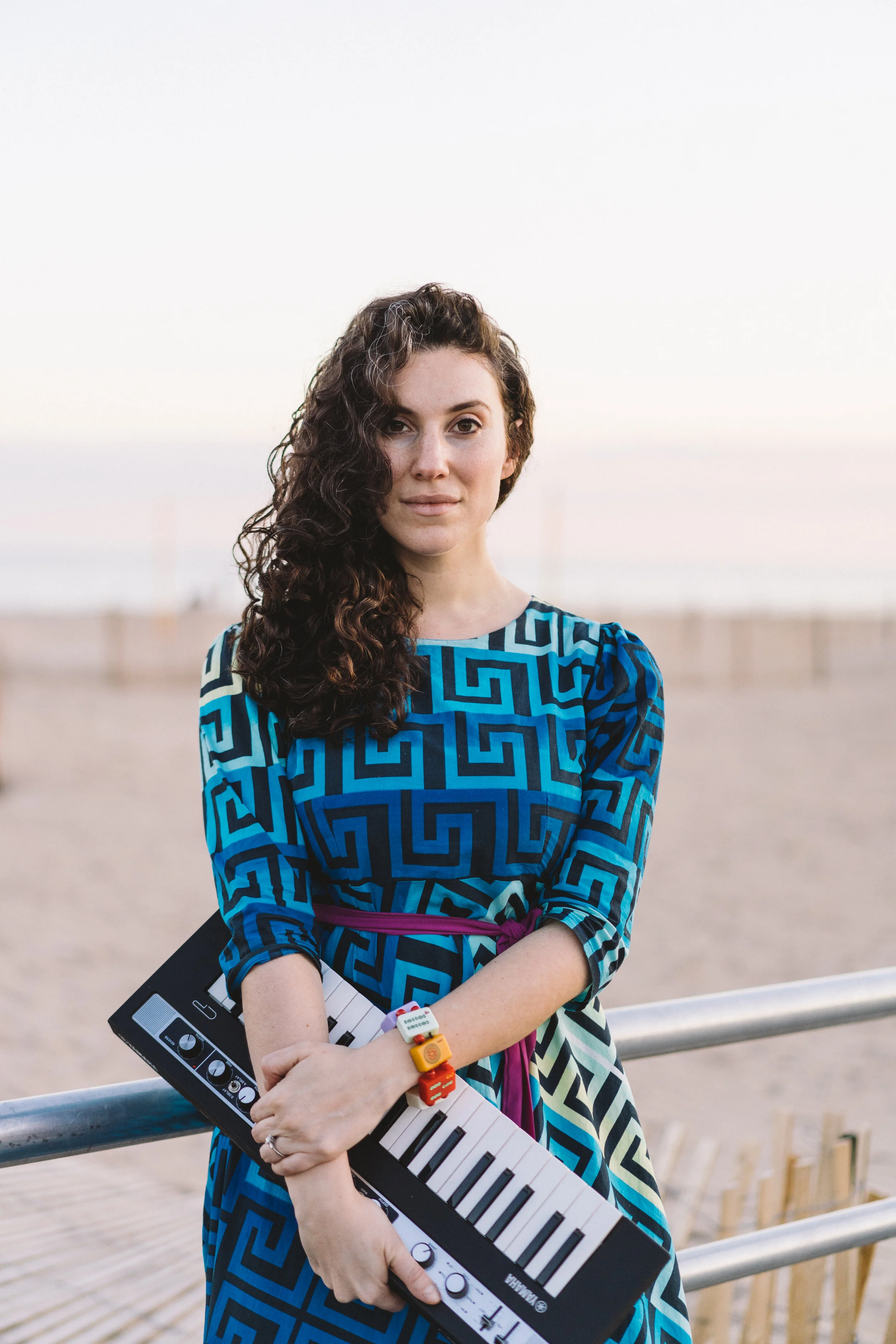 Taali Curl Mag-16.jpg