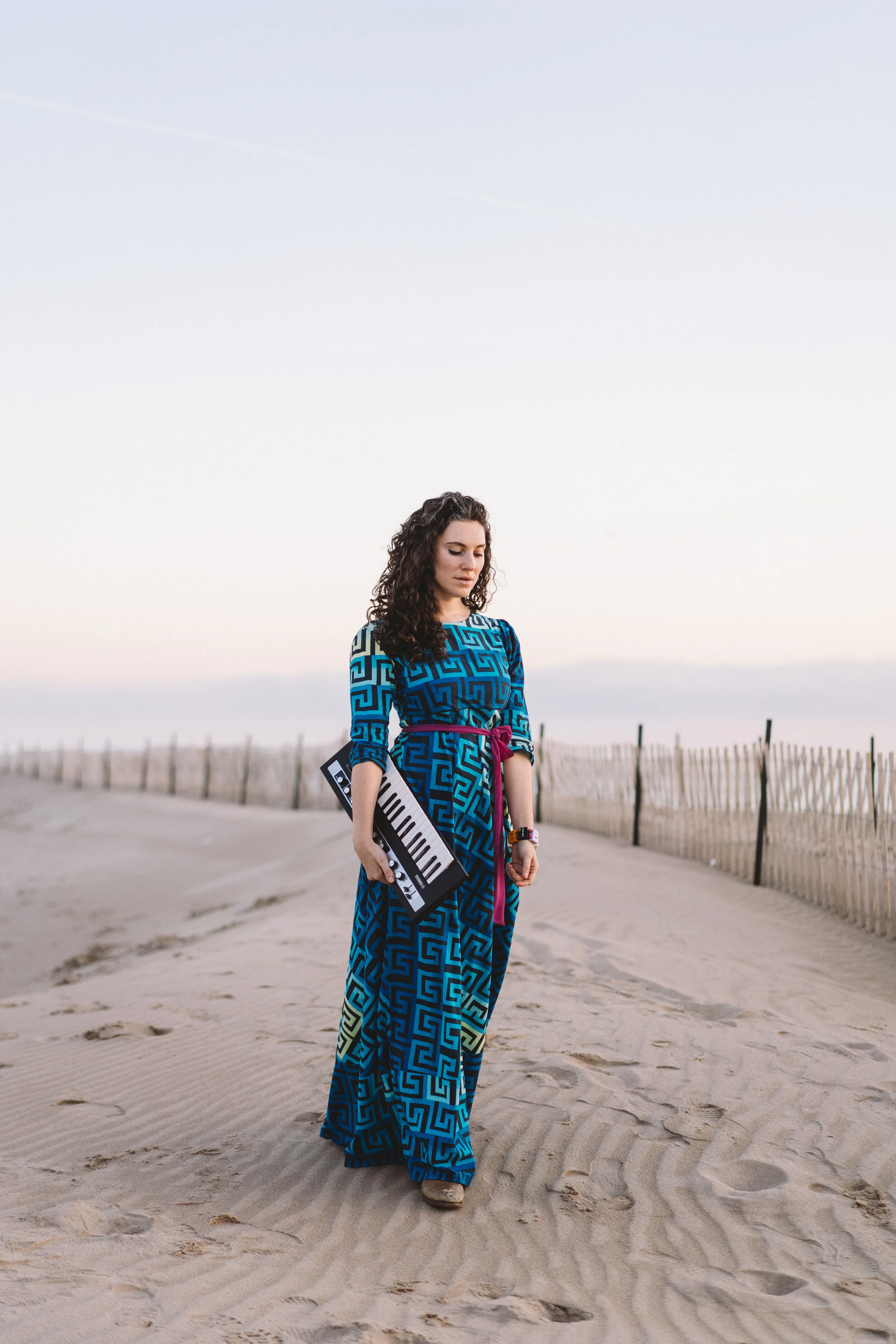 Taali Curl Mag-29.jpg