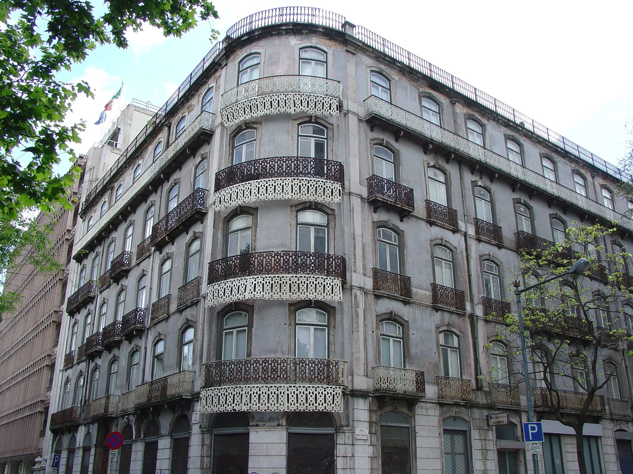 LieneBosque_Exterior_DSC07649.JPG