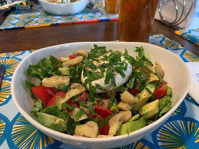 Somehow we never got around to breakfast today so @jaredsbrooklyn and I are having big #salad bowls topped with #burrata and our #windowsill #localbasil for lunch. #notsaddesklunch #holyyum #healthyeats #homemade #nutritionista #cookininbrooklyn #wec