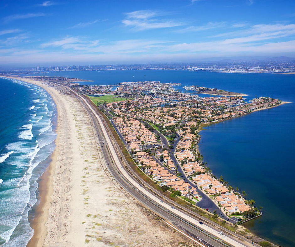 San diego half marathon along the closed highway 79 from Coronado to imperial beach. Fast run on the best San Diego Half Marathon  course!