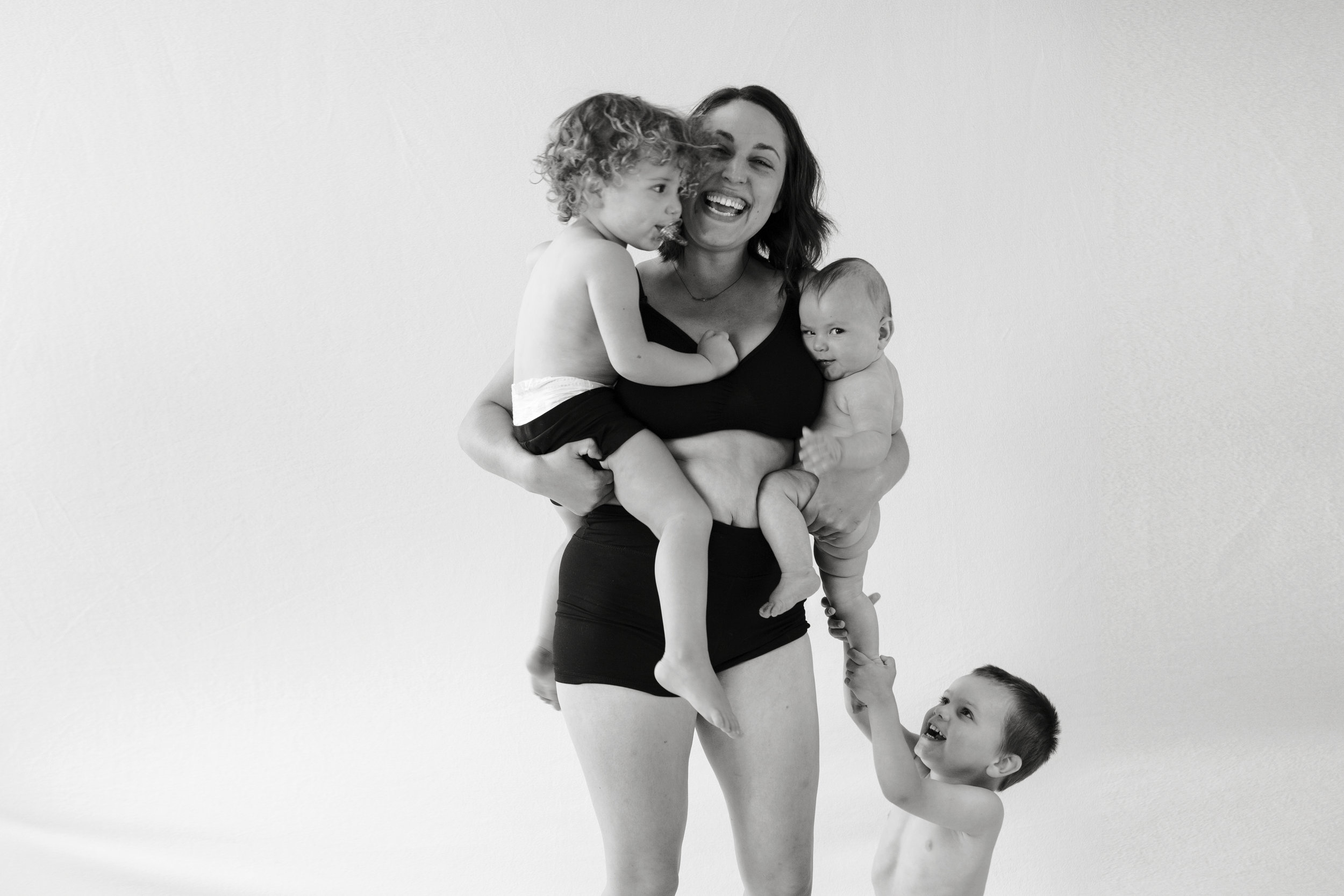 Maternity & Nursing Bras  Paula Andrews Photography