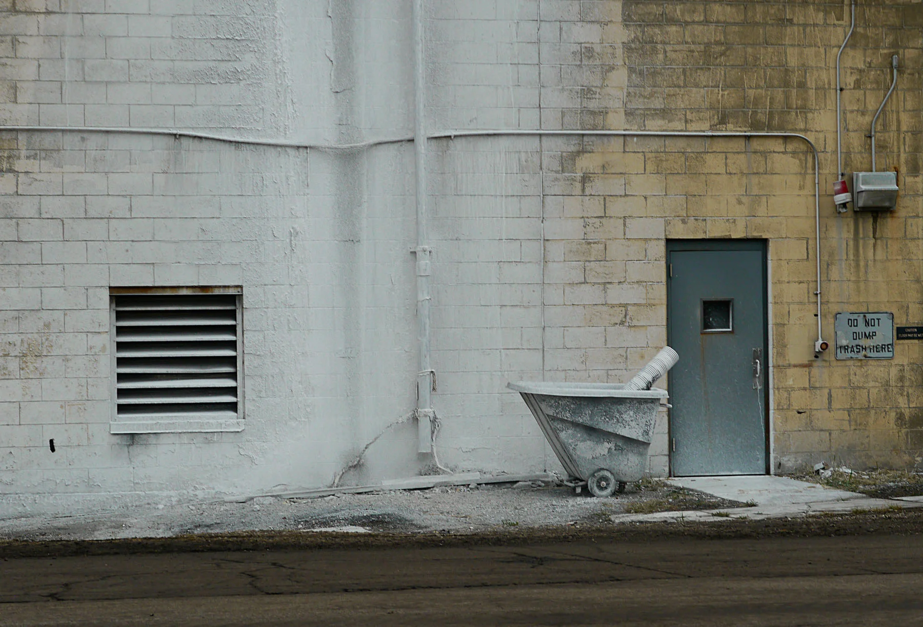 Whiteout1.KD sml.jpg