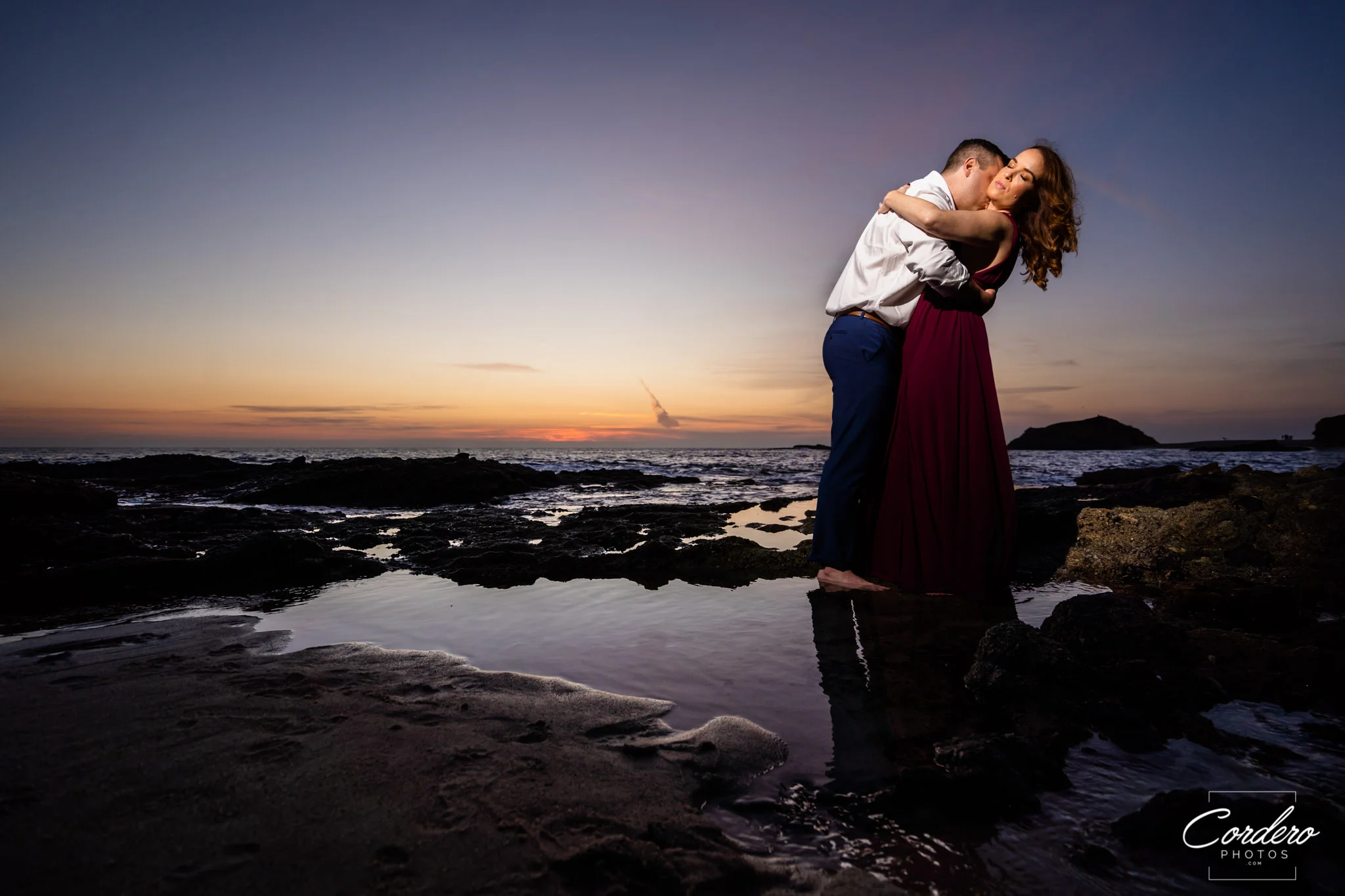 Jennifer-and-Tom-engagement-WEB-05886.jpg