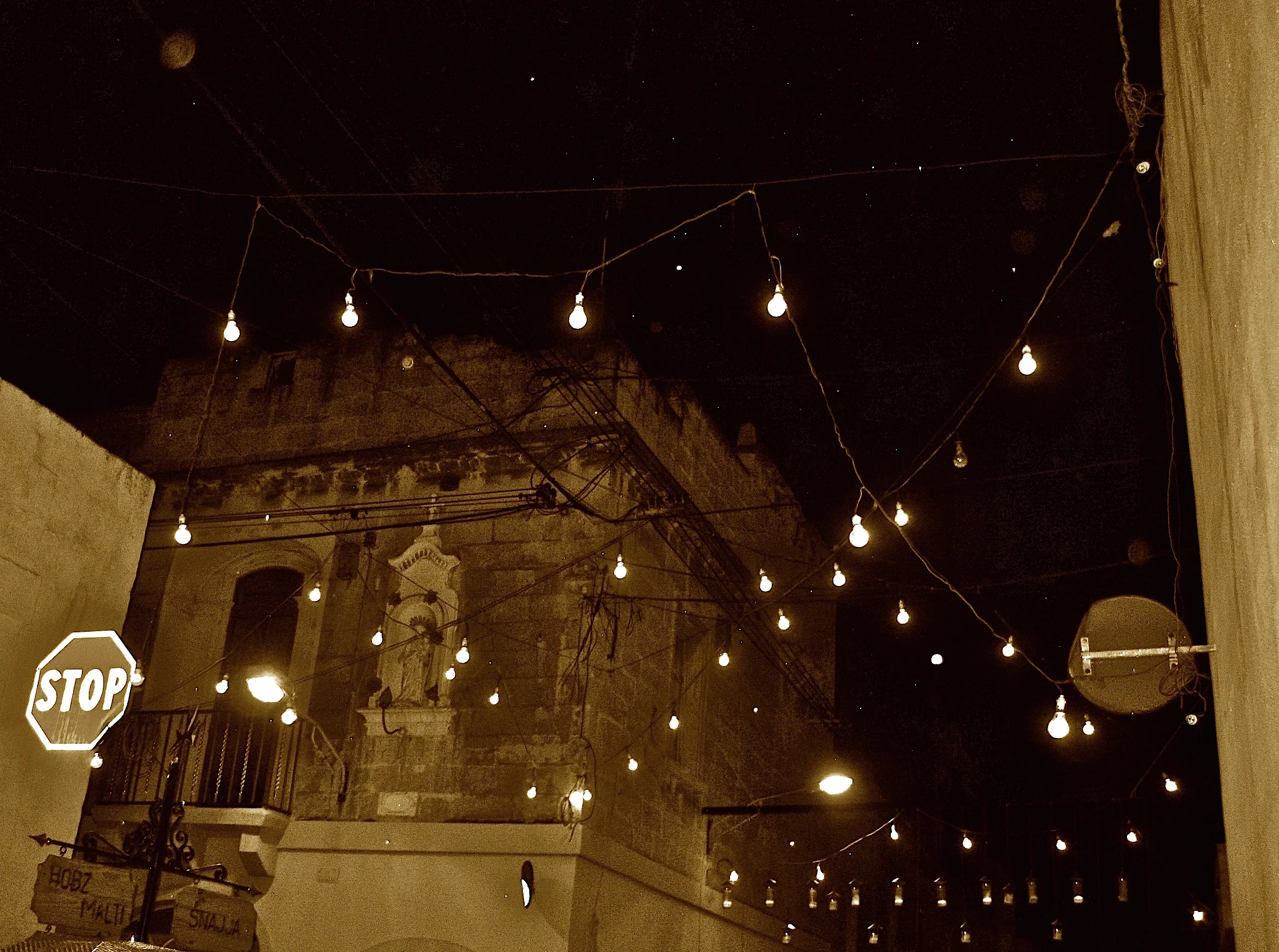 Malta Stop Sign.jpeg