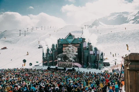Ski Rave photo.webp